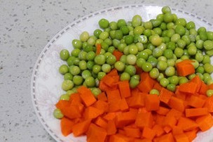 鸡胸肉炒杂疏的做法