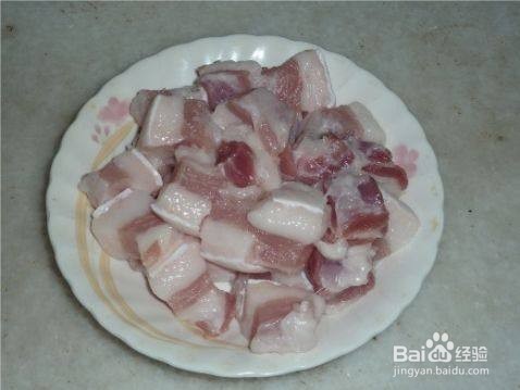 五花肉炒芋头片