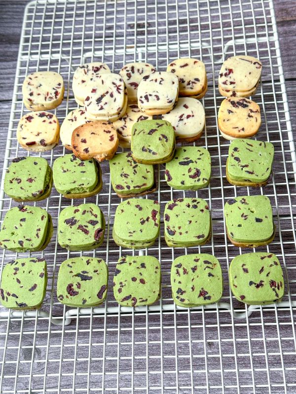 双拼蔓越莓曲奇饼干