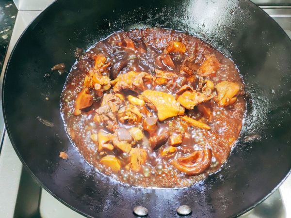 红烧香菇走地鸡