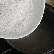 健康养生佳品芹菜粥的做法