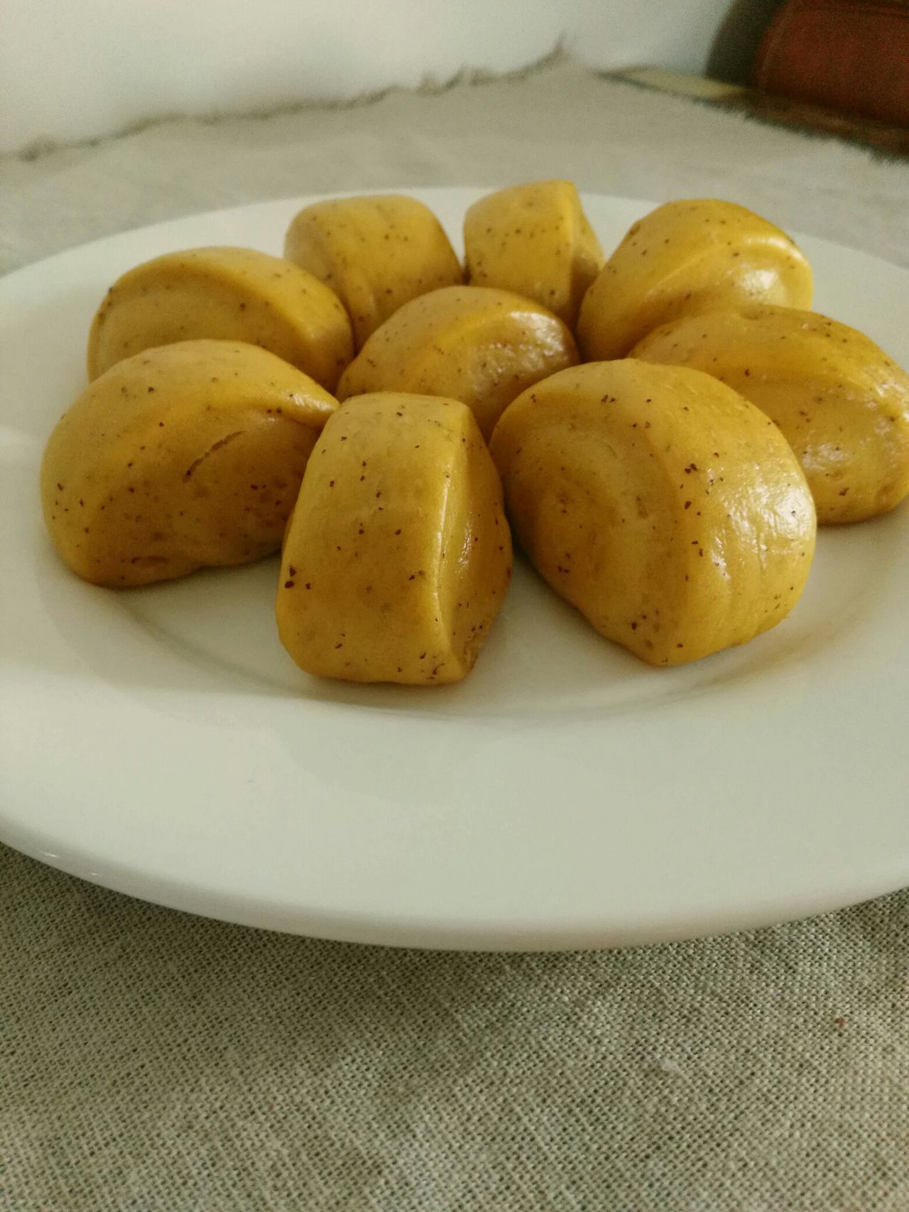 教你做南瓜枣香馒头,吃货学起来吧