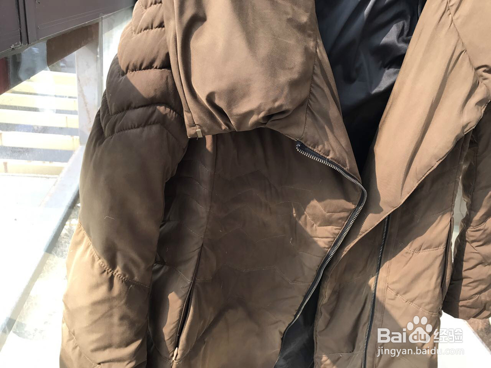 羽绒服在家自己怎么洗