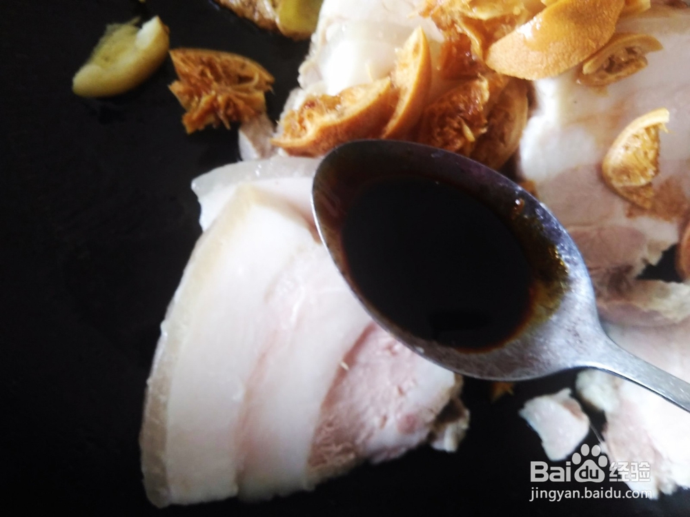 柠檬焖五花肉的家常做法