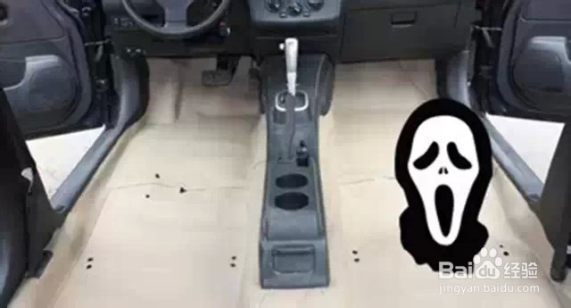 汽车车里不应该有的这些装饰物品,请赶快扔掉