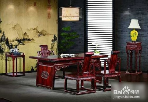 梦成控股实木家具选购要注意哪些?