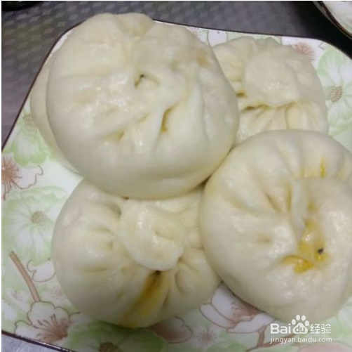 胡萝卜木耳素包子的做法
