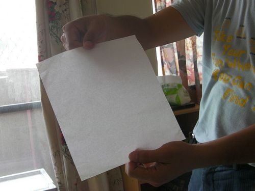 【洗衣窍门】衣服被蜡烛滴到的处理方式