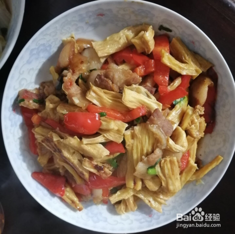 腐竹炒肉家常的做法