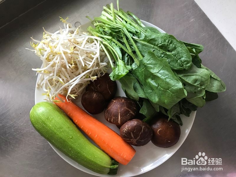 粉条炒肉丝制作方法