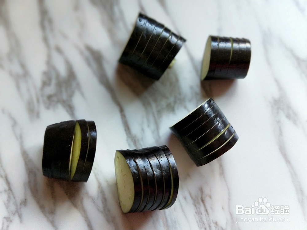 好看又好吃的灯笼茄子做法教程