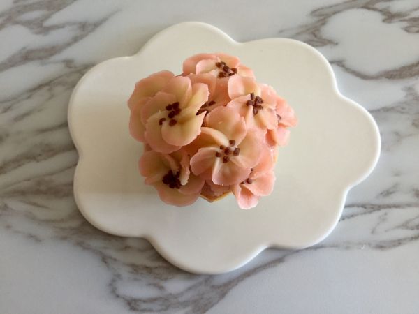 豆沙苹果花纸杯蛋糕