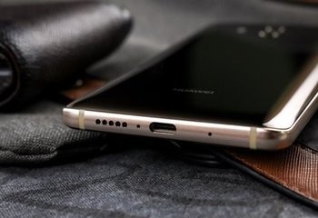 怎样用华为mate10pro拍出多彩的天空