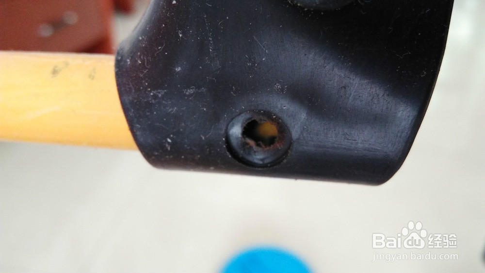 童车轮子怎么拆装，儿童推车轮子怎么安装