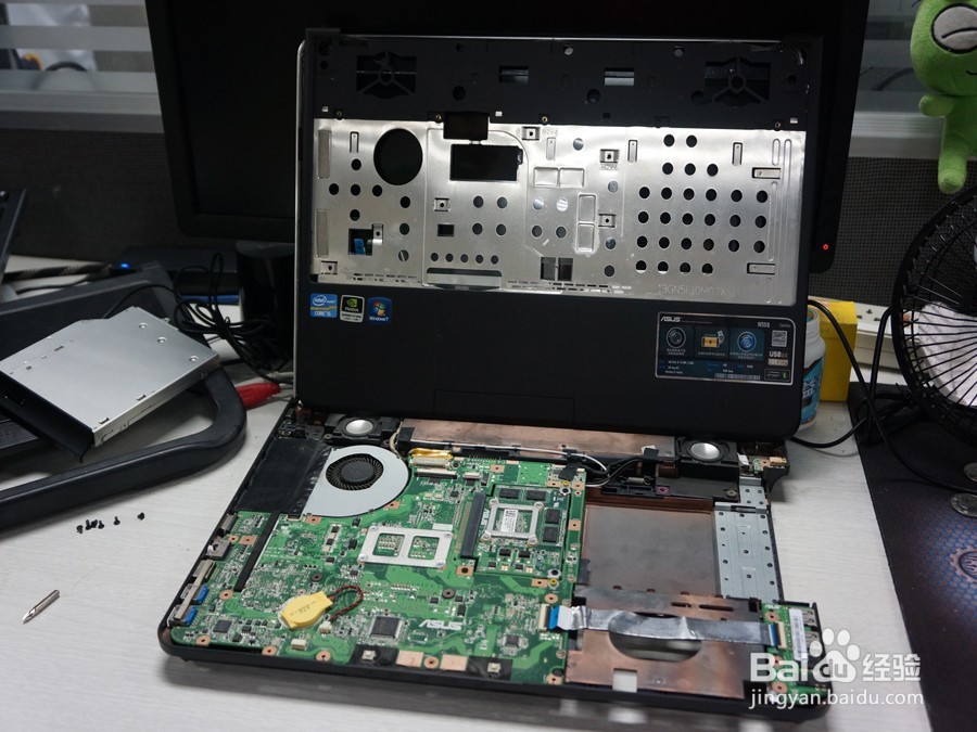 电脑很卡怎么办