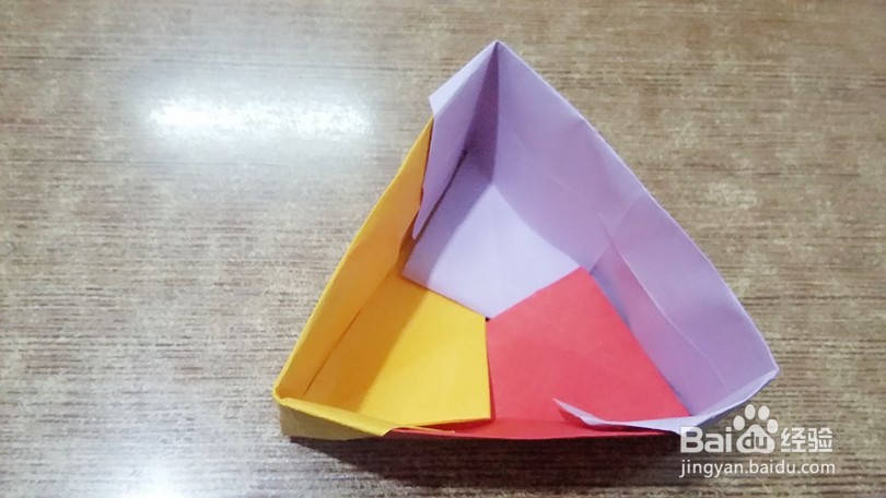 三角盒的彩纸折法