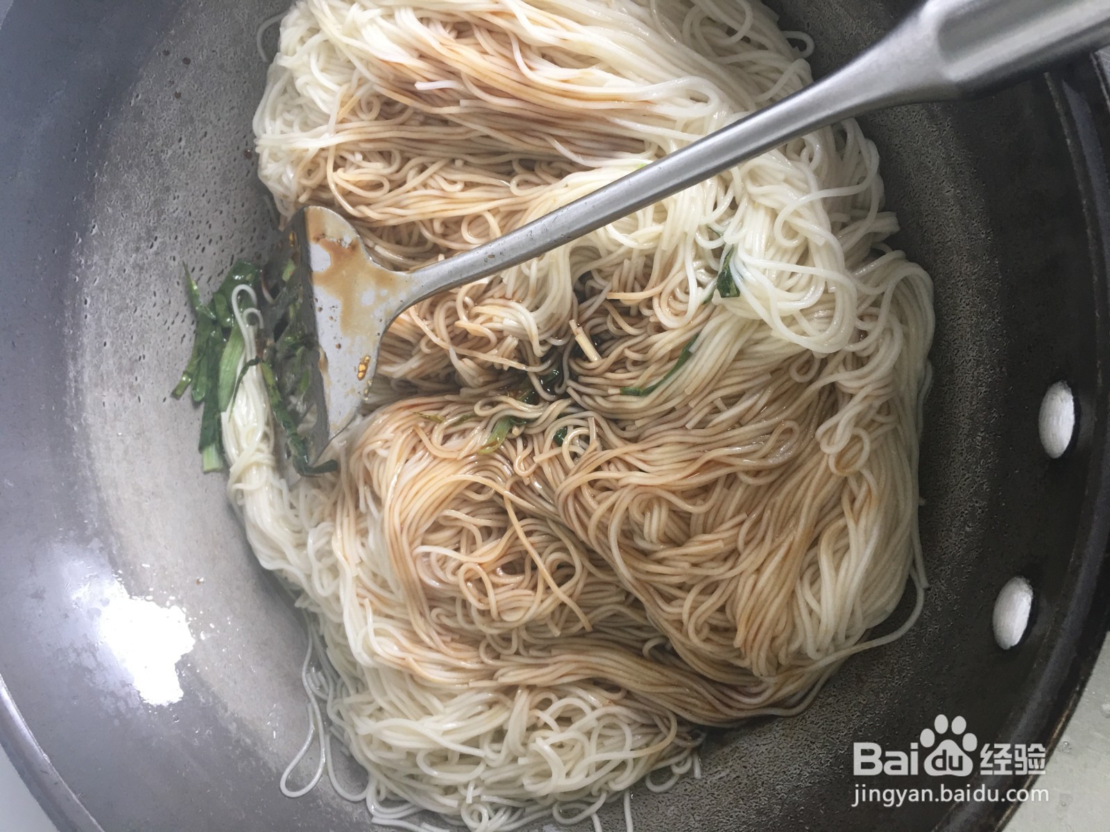 如何做葱油拌面