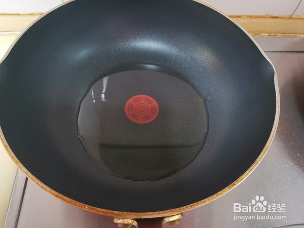 怎么做出鲜嫩可口，味道香浓的法式红酒煎鹅肝？