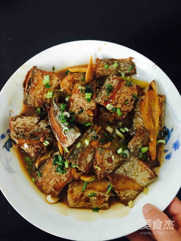 红烧带鱼的做法