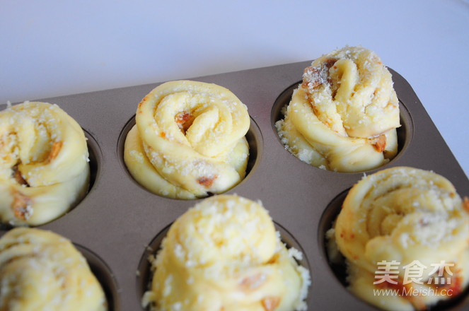 椰蓉无花果玫瑰面包