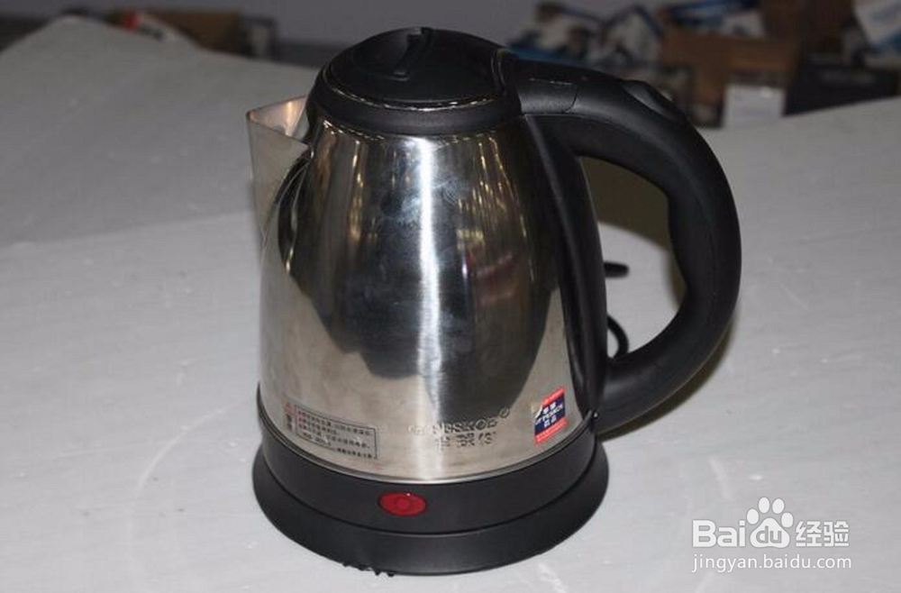 怎么清除热水壶底的水垢