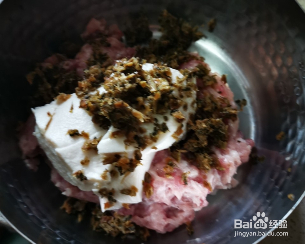 适合懒人做的榨菜圆子丝瓜汤