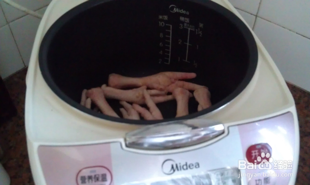 电饭煲美味--盐焗凤爪