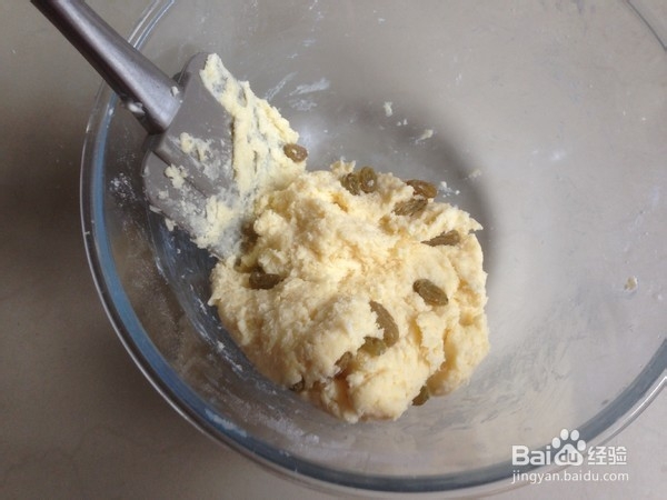 淡奶油葡萄干司康饼的做法