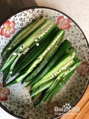 健康养生佳品白灼秋葵的做法