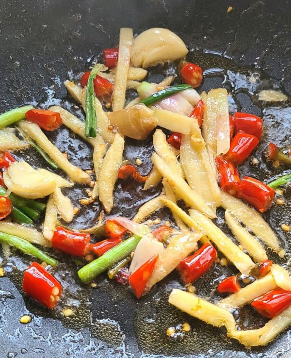 泡姜泡椒烧魔芋