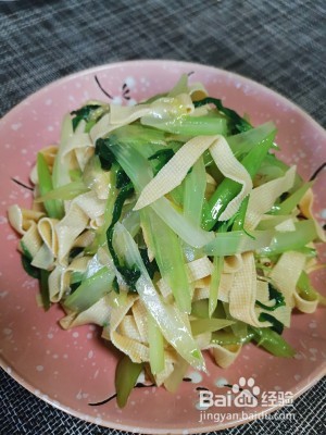 瘦身芹菜拌豆皮怎样做才更好吃