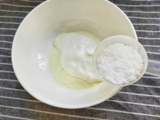 酸奶牛乳糖制作方法