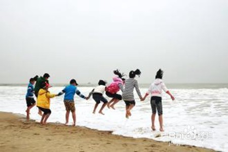 带孩子去海边玩应注意什么？