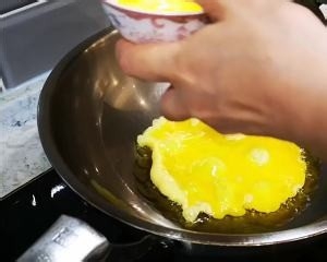 怎么做好吃的韭黄虾仁炒蛋