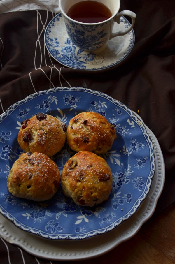 蔓越莓白巧克力司康饼