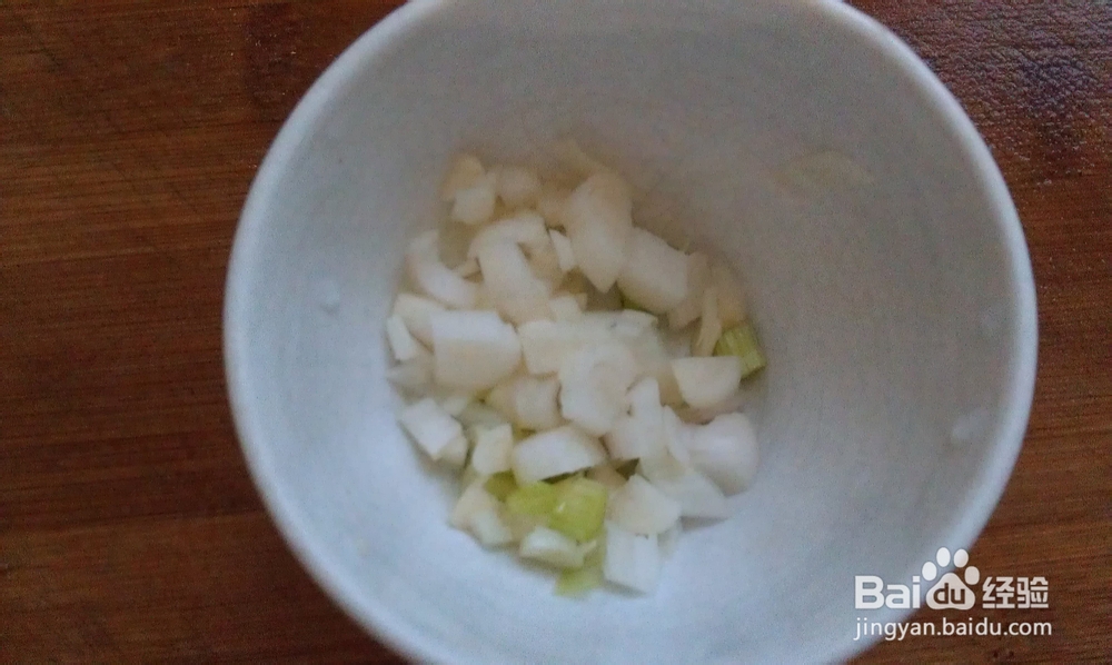 白领快手保健减肥汤--碧绿苦瓜肉片汤