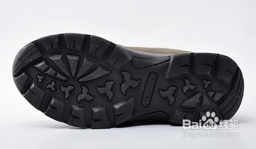 一双好的登山鞋具备的各种登山要素