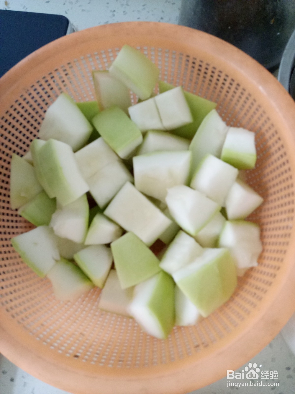 砂锅鸡腿炖葫芦