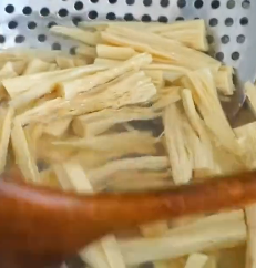 开胃小凉菜，凉拌腐竹
