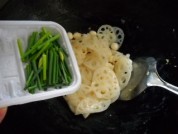 清炒韭苔小荷鲜--做法