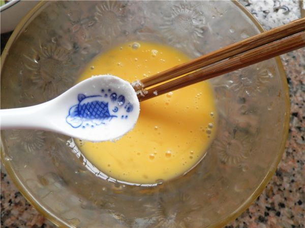 鸡蛋肉末青瓜卷