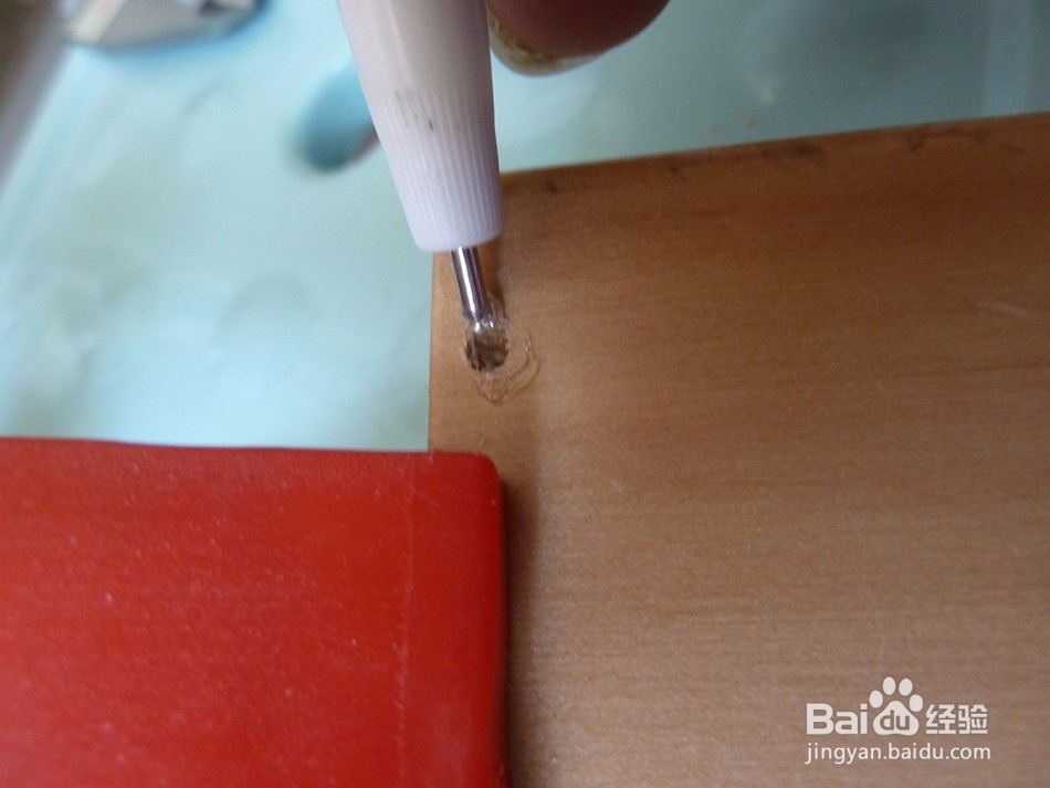 用牙签固定木条的方法