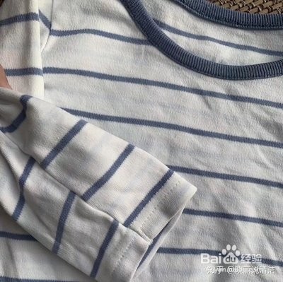 孩子衣服上的顽固污渍怎样洗