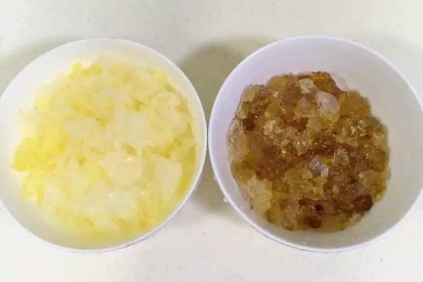 牛奶桃胶银耳羹