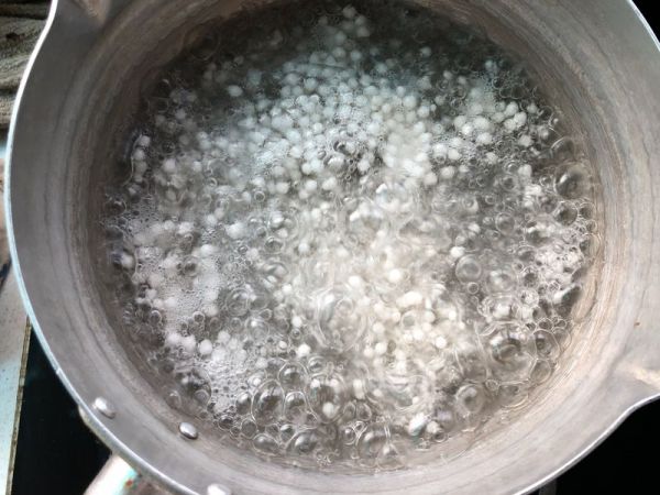 珍珠西米蜜豆椰汁