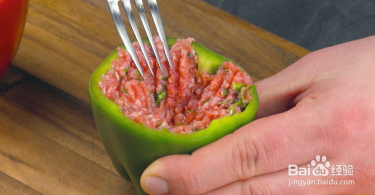 肉汁满满的起司烤甜椒食谱
