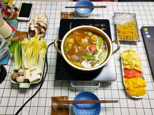 暖暖走地鸡火锅