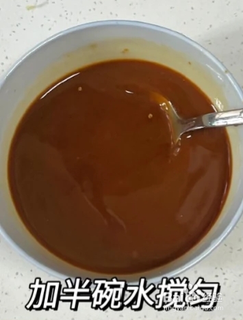 青椒鸡蛋面的做法