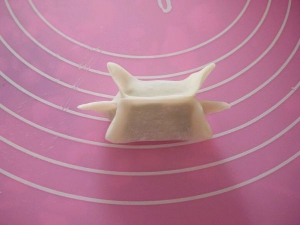 香菇猪肉韭菜煎饺