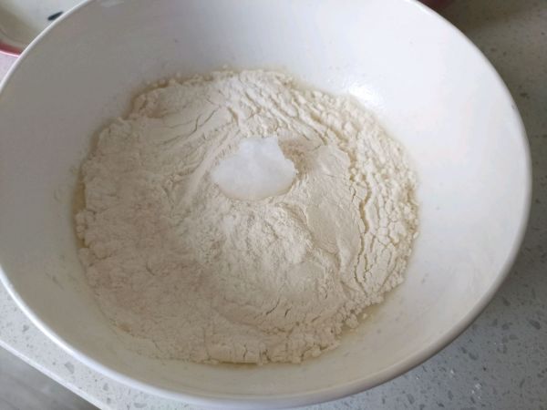 黑芝麻牛奶馒头